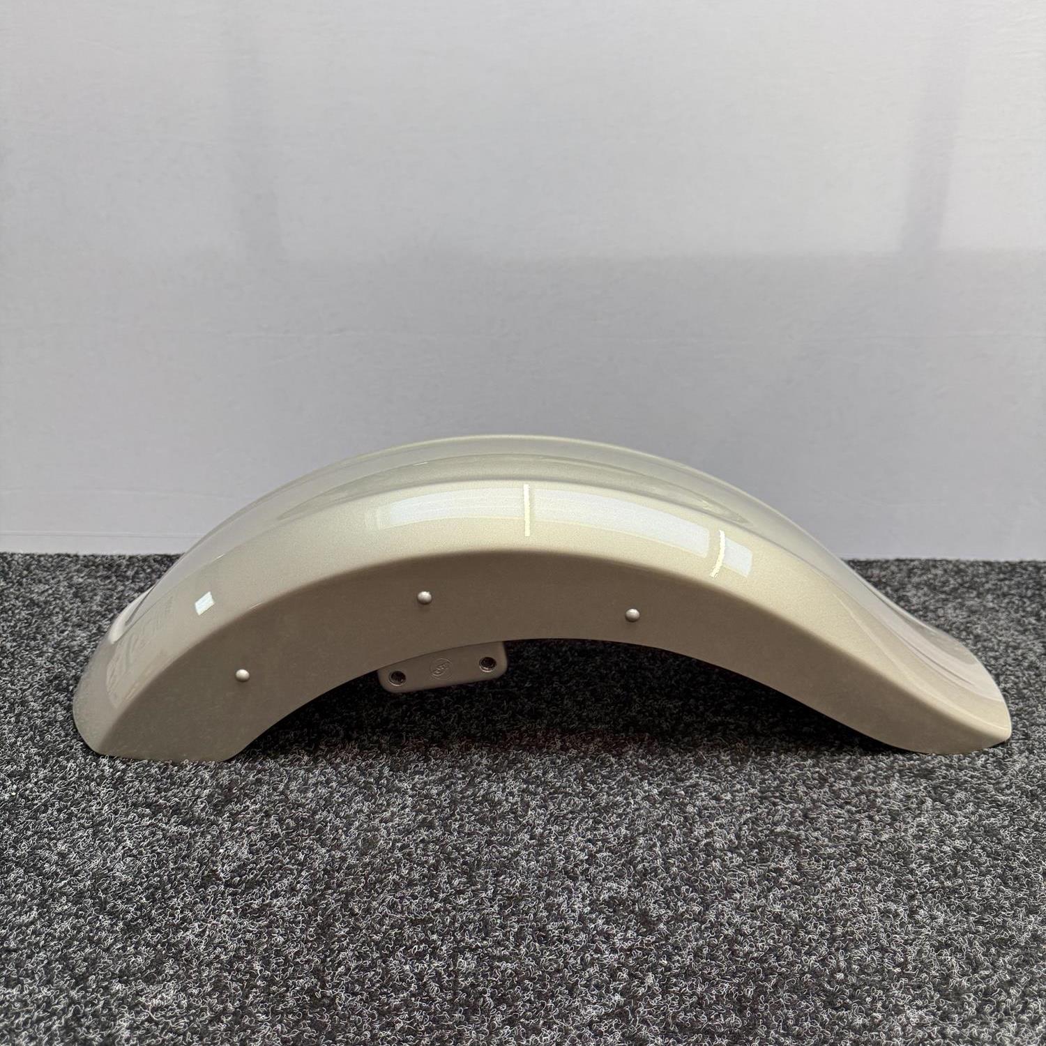 Indian Scout front fender / mudguard in silver quartz metallic